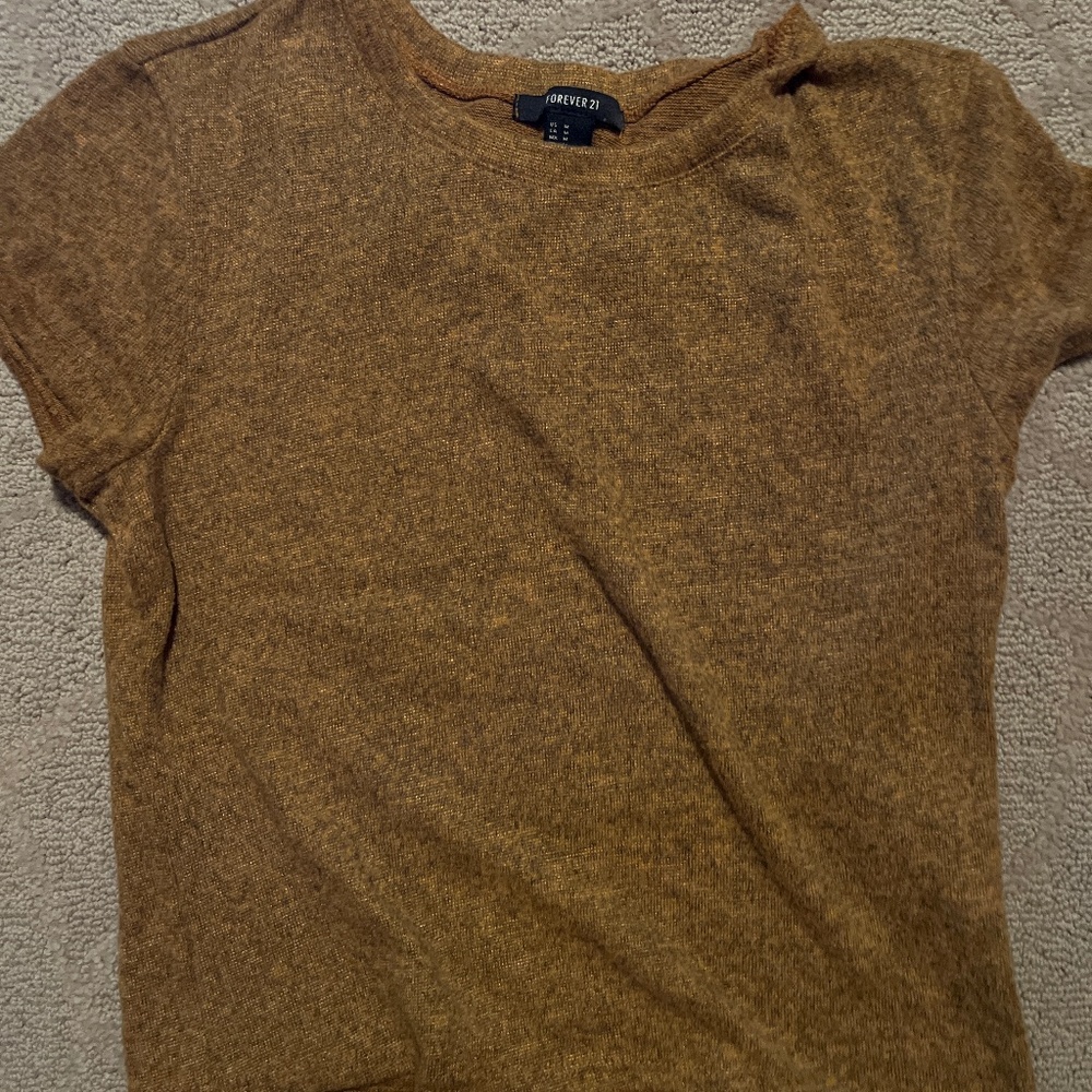Forever 21 brown soft baby tee